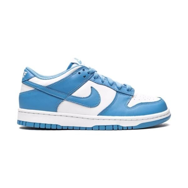 NIKE SB Dunk Low sneakers "UNC 2021"